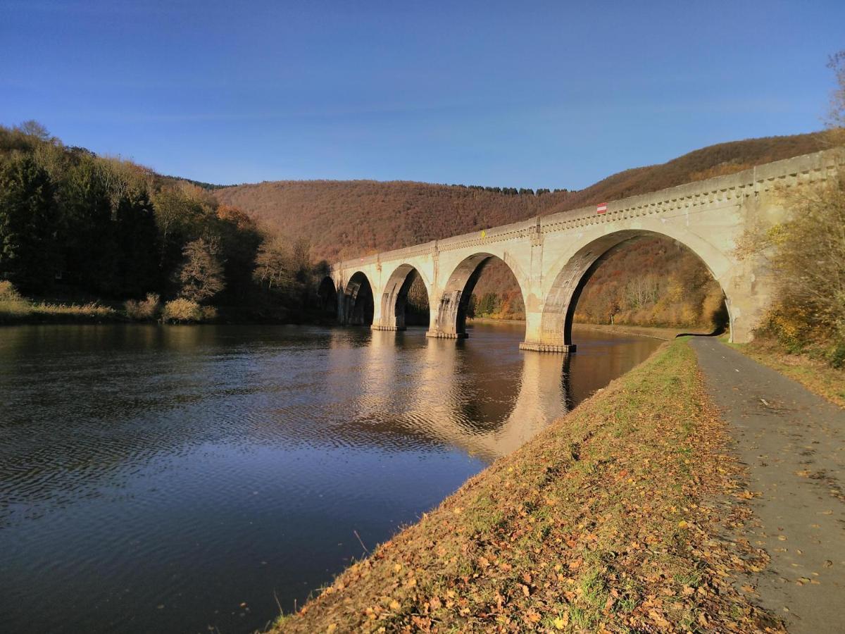 Entre Meuse Et Foret Revin  Exterior foto