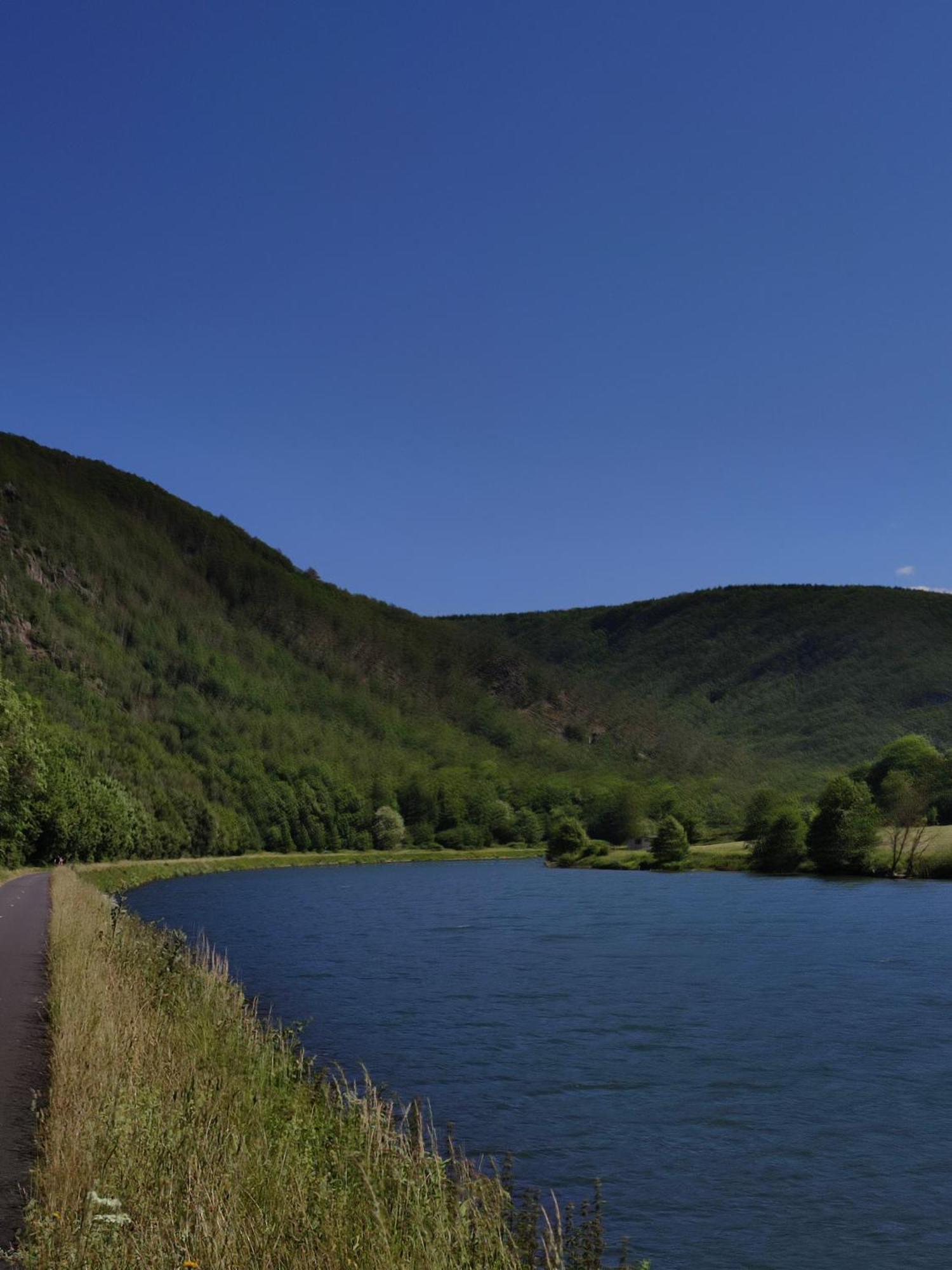 Entre Meuse Et Foret Revin  Exterior foto